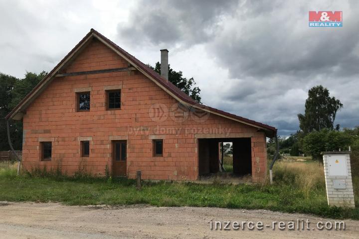 Prodej, rodinný dům, 1010 m2, Radomilice