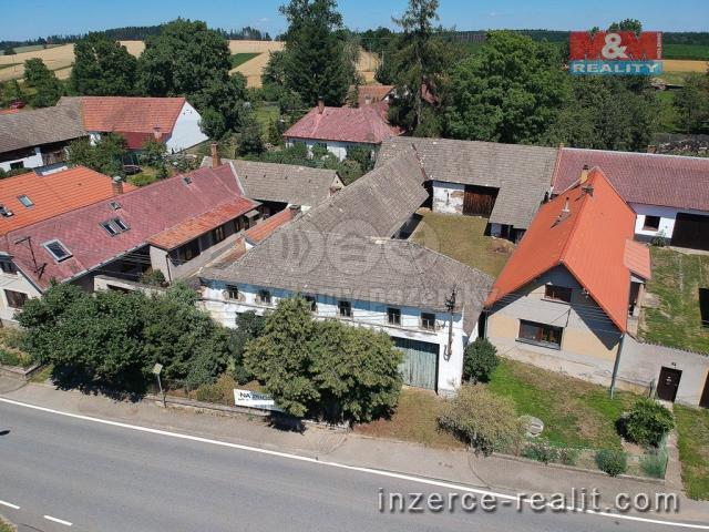 Prodej, rodinný dům, 2 098 m², Březina