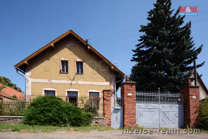 Prodej, rodinný dům, 2240 m2, Nučice, okres Praha-východ