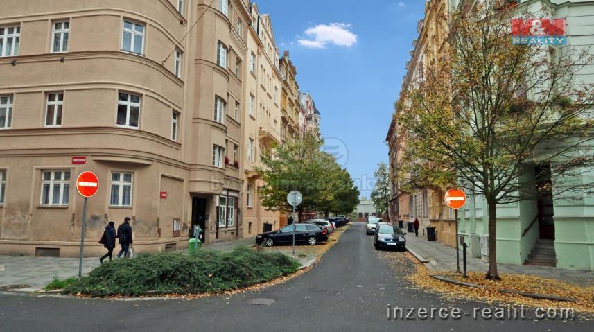 Prodej, byt 3+kk, 238 m2, Karlovy Vary, ul. K. Čapka