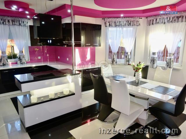 Prodej, rodinný dům 5+kk, 837 m², Sadov - Lesov