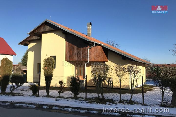 Prodej, rodinný dům, 170 m², Bujanov