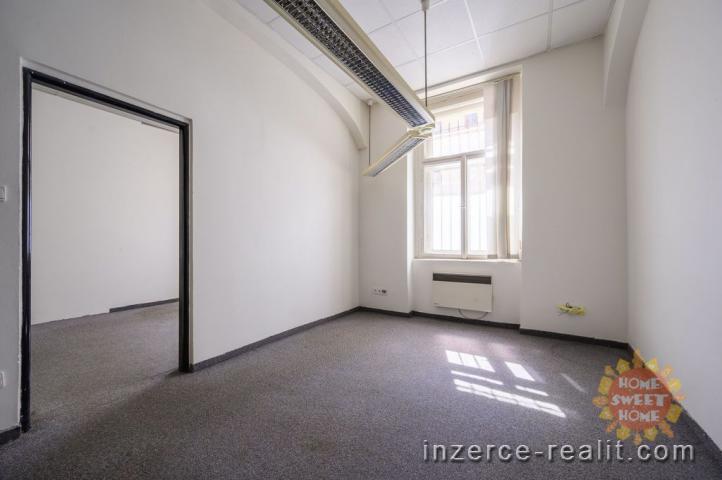 K pronájmu nezařízené kancelářské prostory (34m2), ulice Podlipného - Libeň